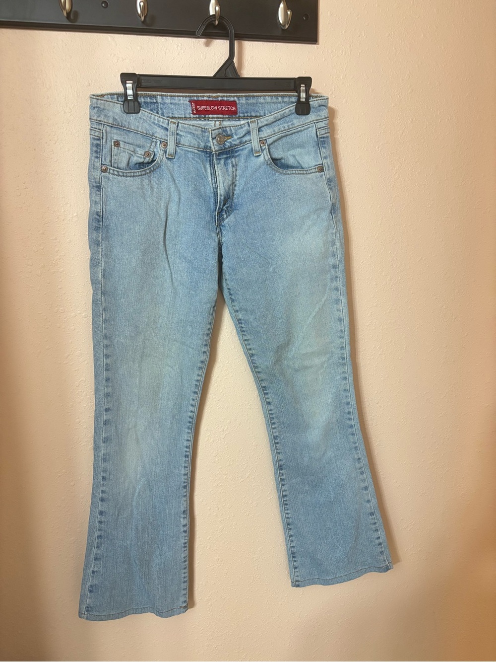 Vintage Levi's Light Blue Flare Jeans - Women's